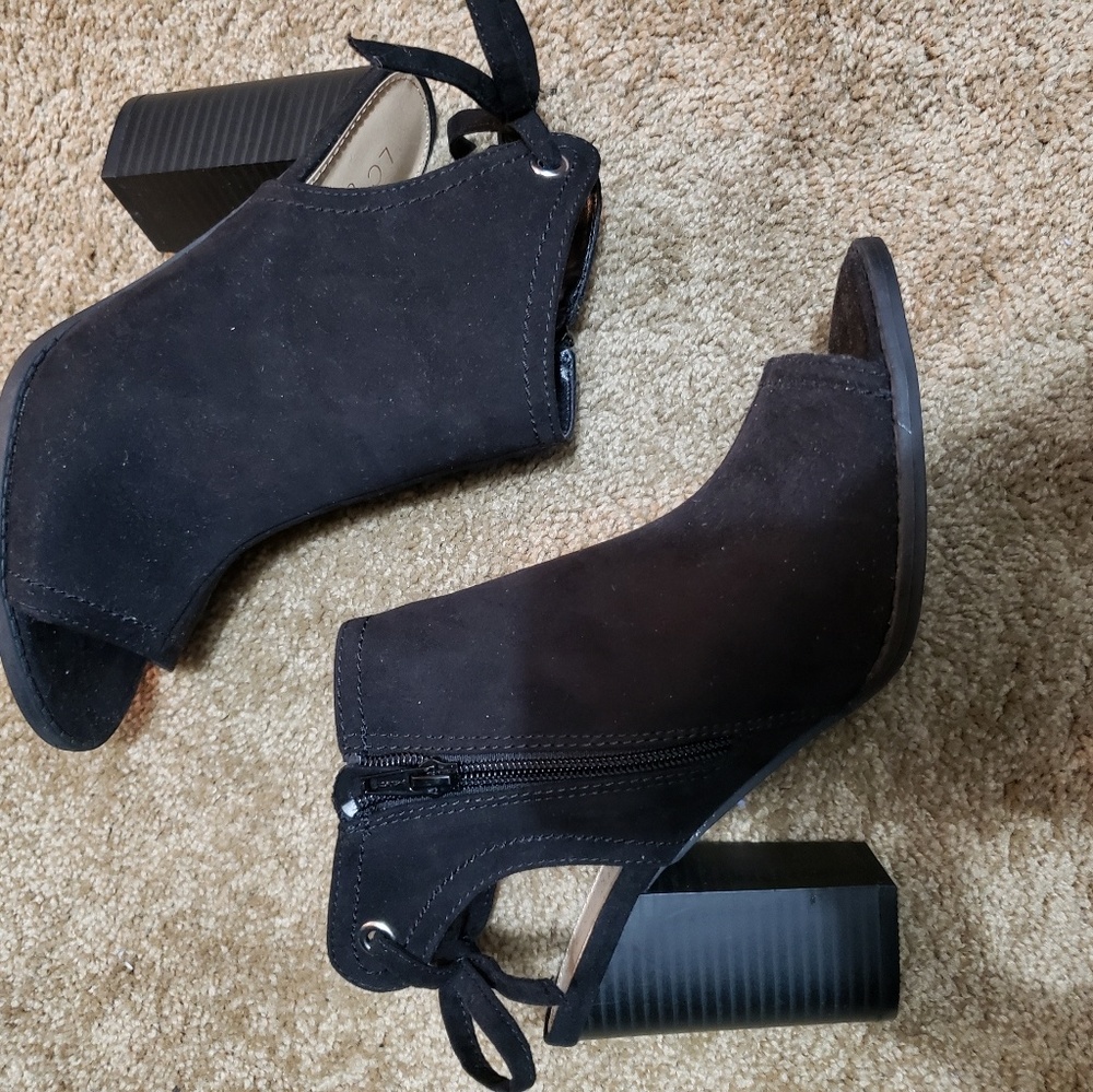 LC Lauren Conrad open toe heels. Brand new sz 8